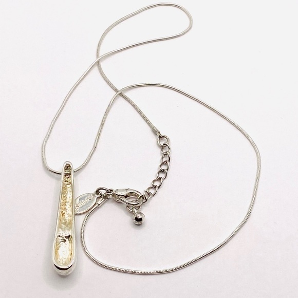 Express Pendant Necklace Silver Tone 16” +1” - Picture 4 of 5